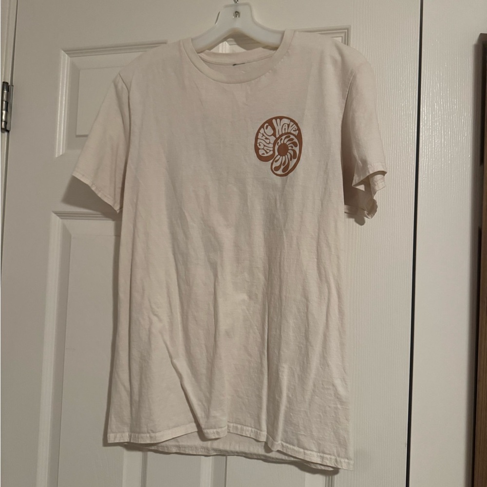 Pacifica Cream Tee with Brown Graphic